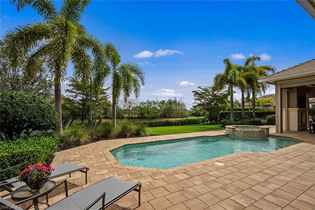 QUAIL WEST - Residential