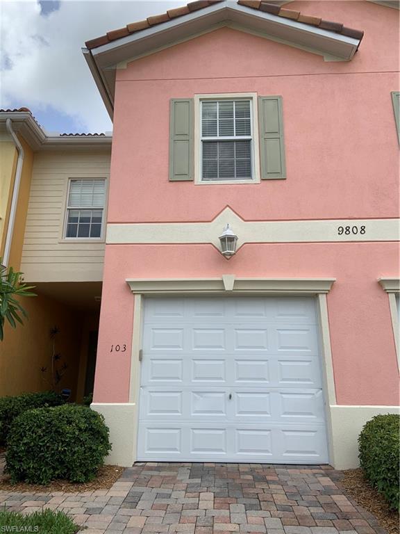 A great opportunity in Sail Harbour at Healthpark! CBS construction, built in 2006, townhouse style unit with 1819 sq ft under air, 3 bedrooms plus 2.5 bathrooms (3 bed/2bath upstairs), a screened porch, a single attached garage-and in good condition. New flooring on second floor.