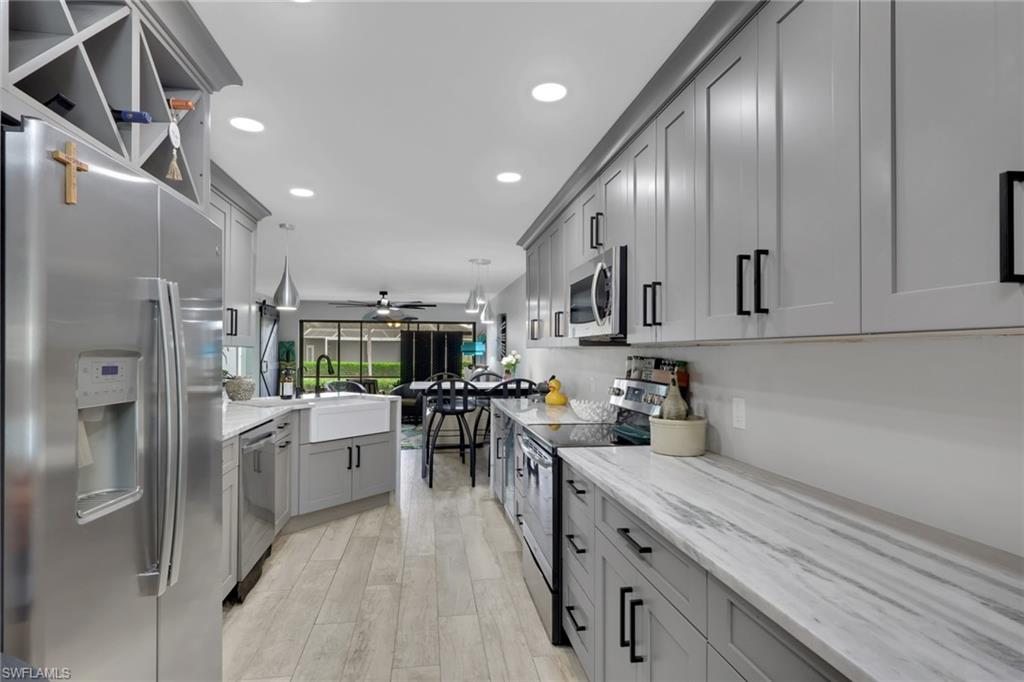 DOCKSIDE CONDO OF CAPE CORAL - Residential