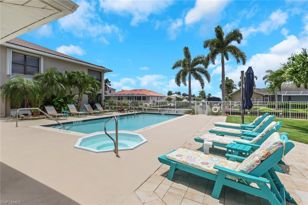 DOCKSIDE CONDO OF CAPE CORAL - Residential