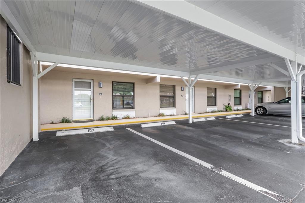 DOCKSIDE CONDO OF CAPE CORAL - Residential