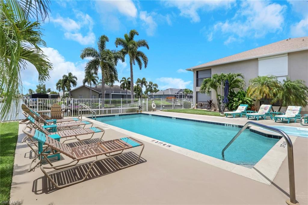 DOCKSIDE CONDO OF CAPE CORAL - Residential