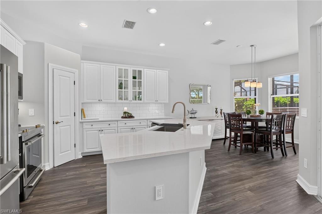 PRESTWICK PLACE - Residential