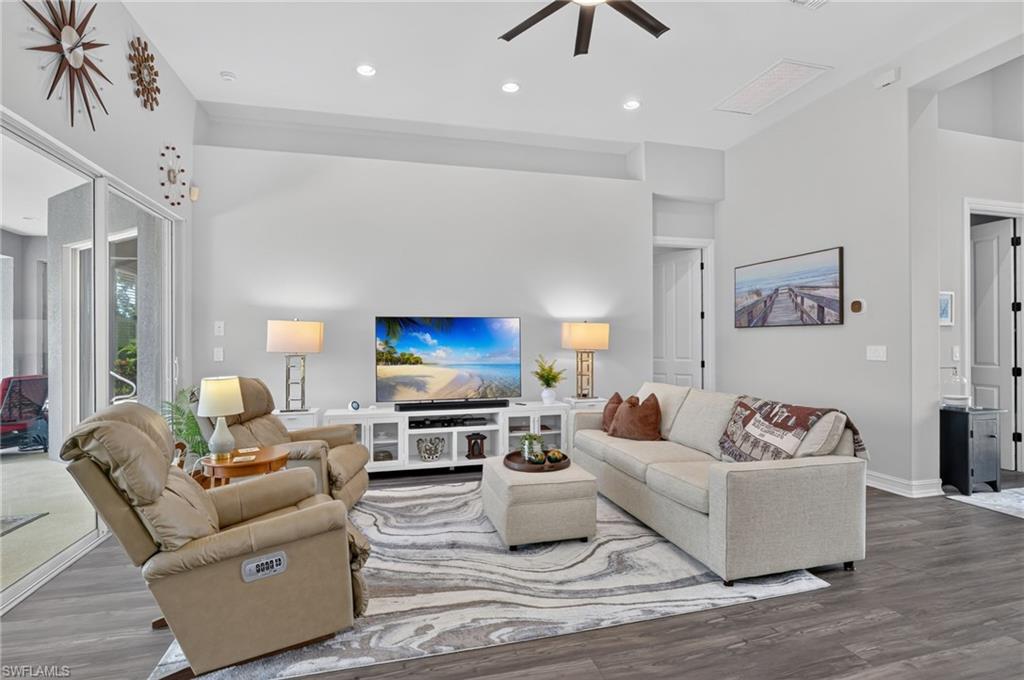 PRESTWICK PLACE - Residential