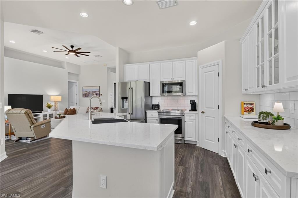 PRESTWICK PLACE - Residential