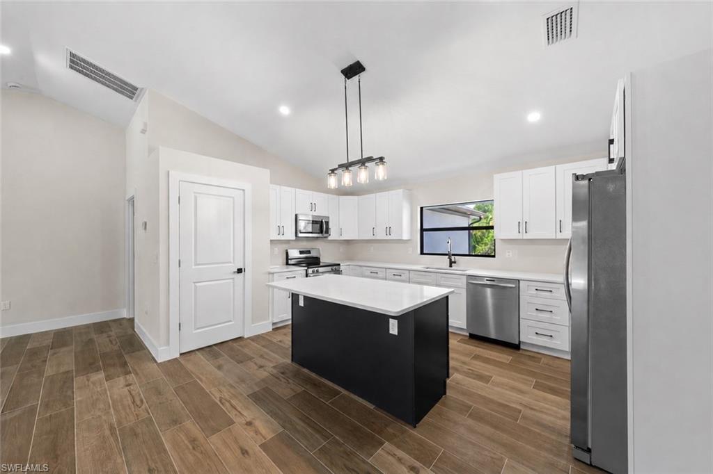 BUCKINGHAM PARK - Residential