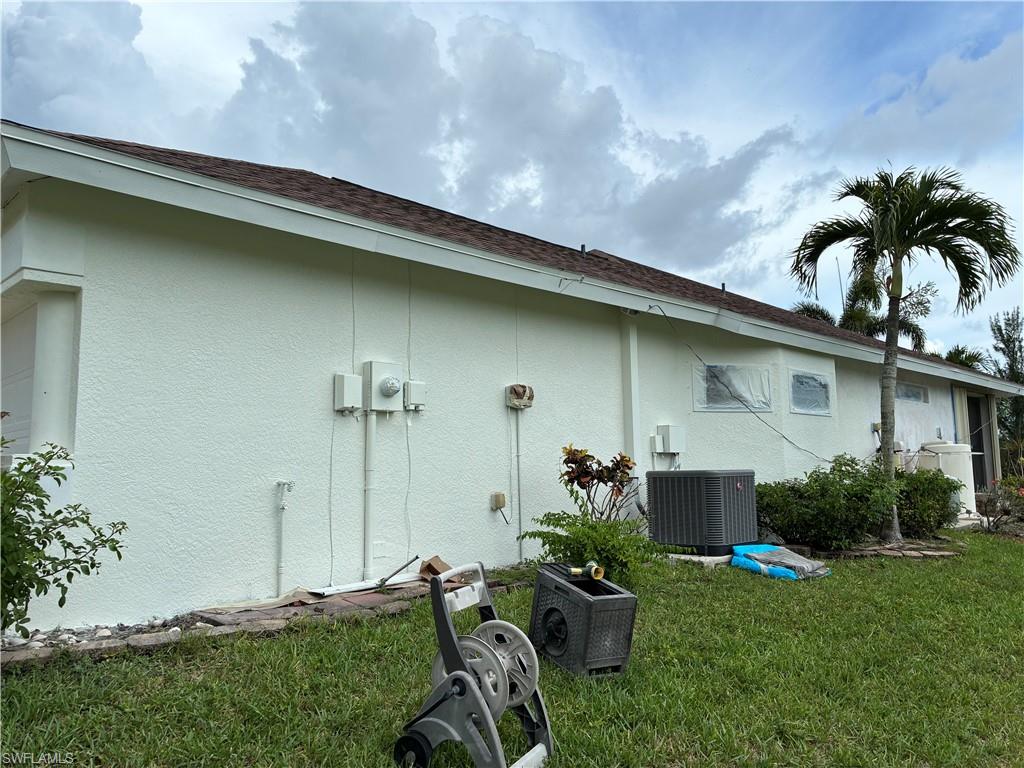 CAPE CORAL - Residential