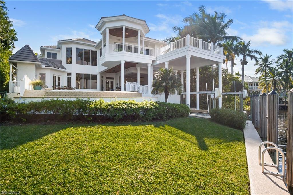 AQUALANE SHORES - Residential