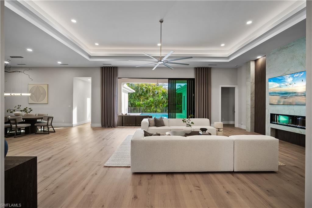 CYPRESS WOODS ESTATES - Residential