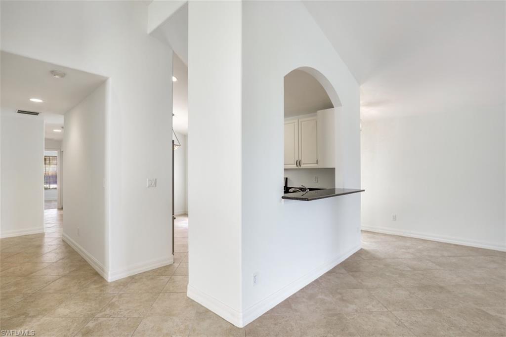 SATURNIA LAKES - Residential