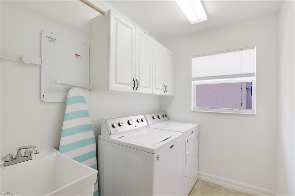 SATURNIA LAKES - Residential