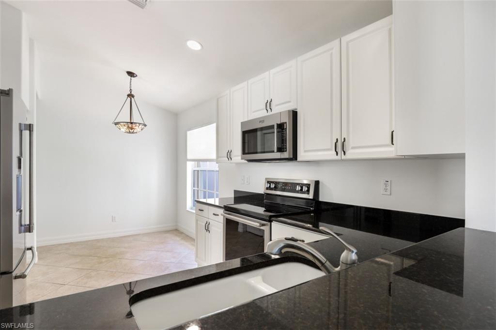 SATURNIA LAKES - Residential