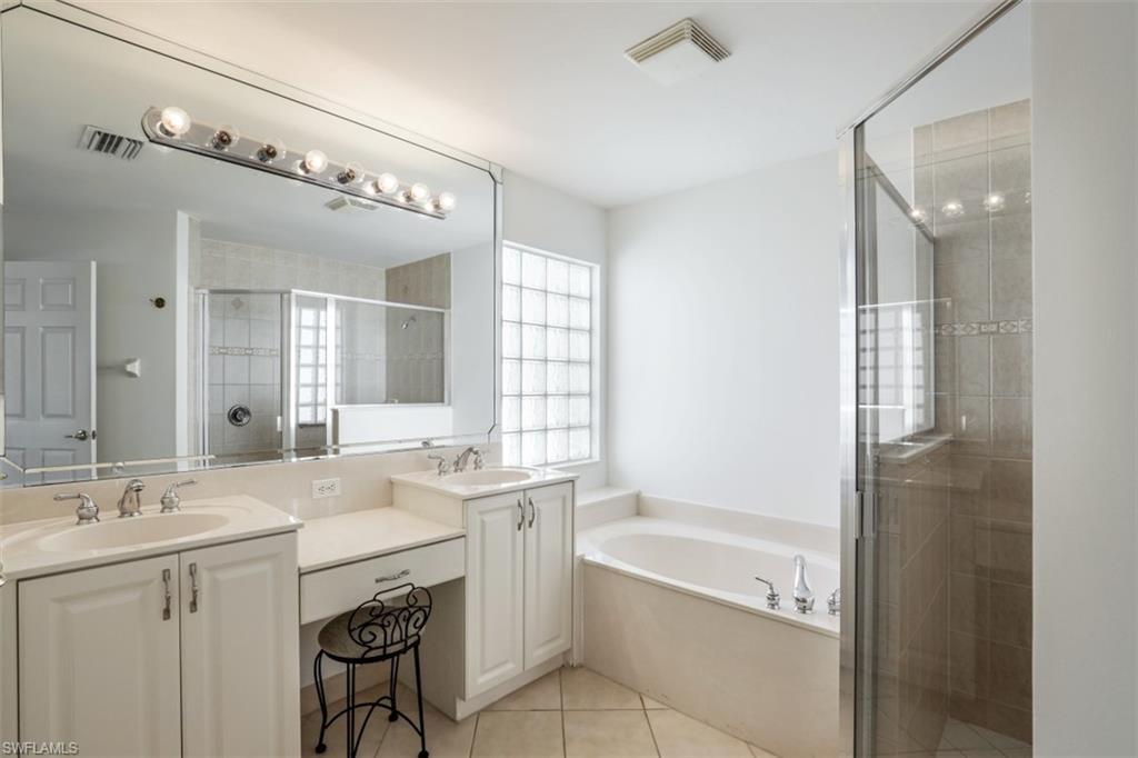 SATURNIA LAKES - Residential