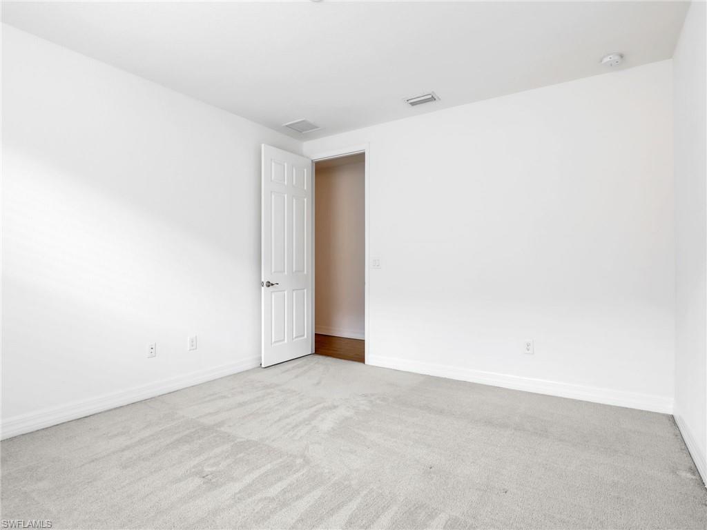 MARINA BAY - Residential Lease