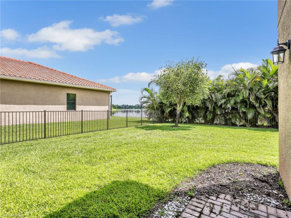 MARINA BAY - Residential Lease