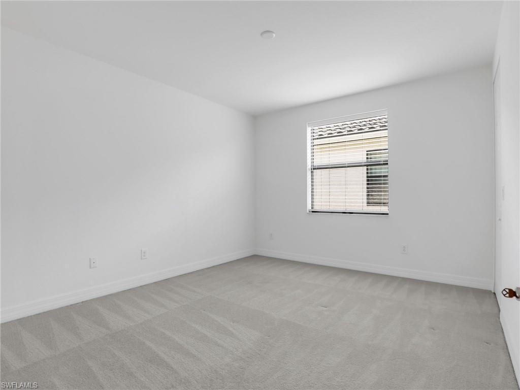 MARINA BAY - Residential Lease