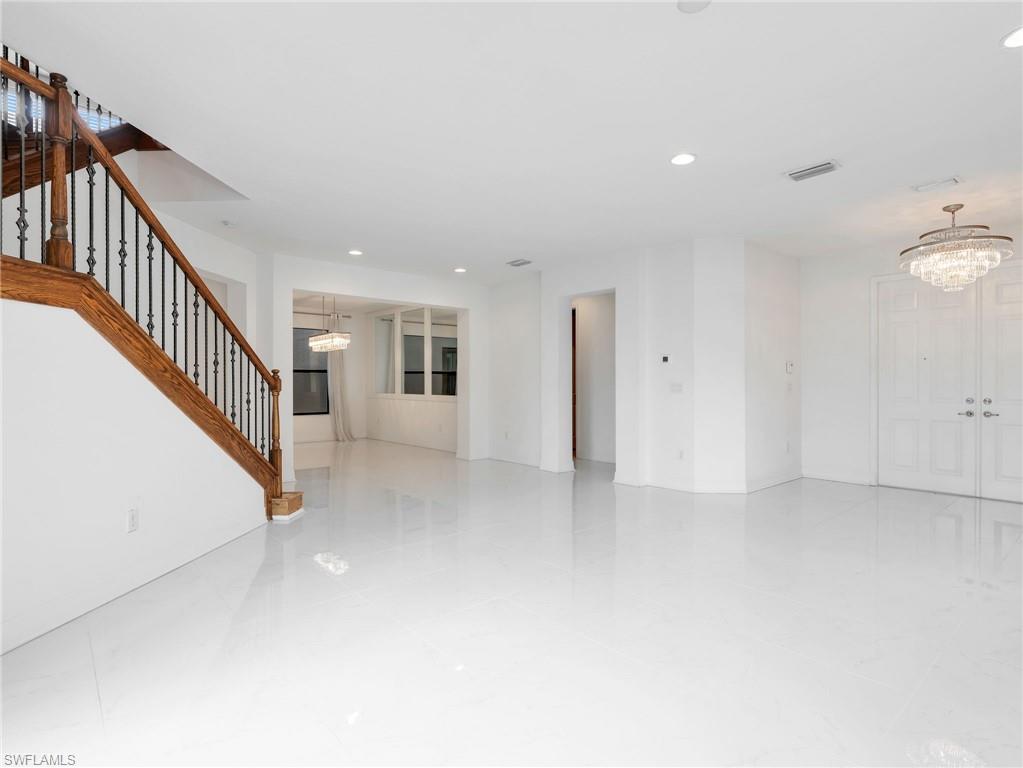 MARINA BAY - Residential Lease