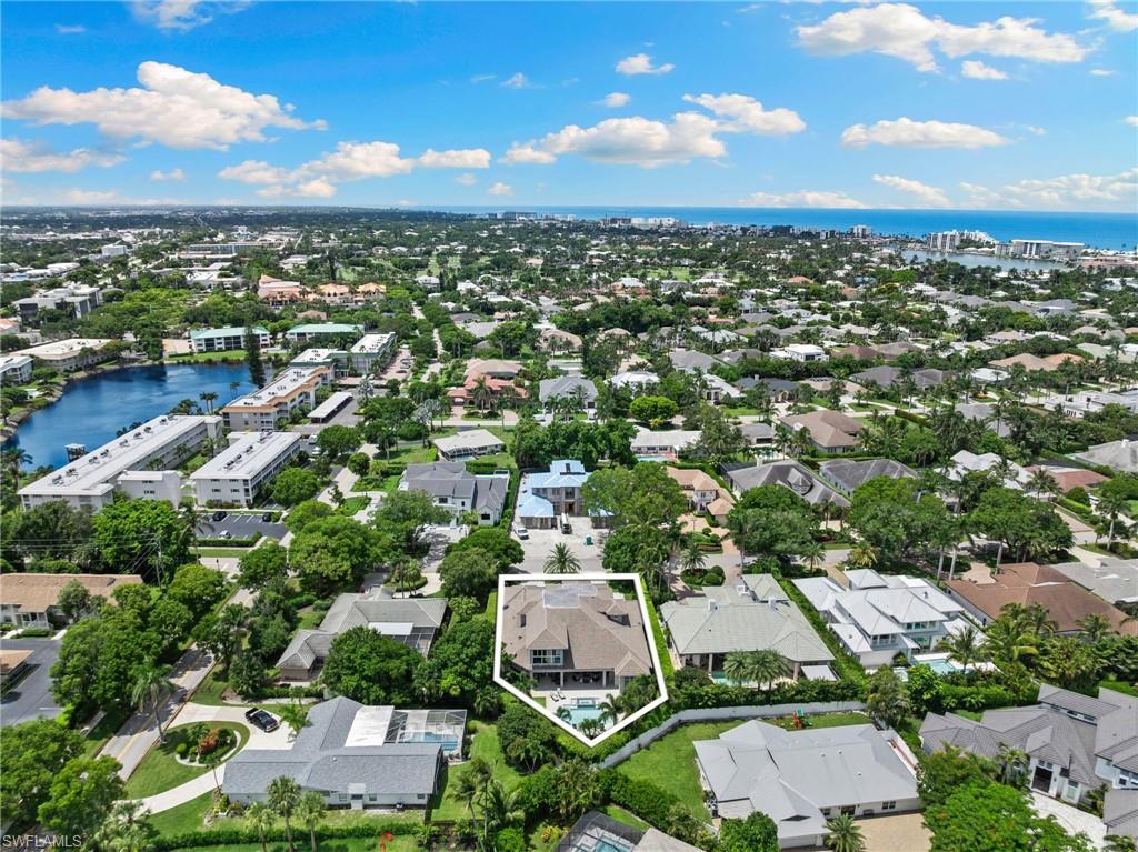 MOORINGS - Residential