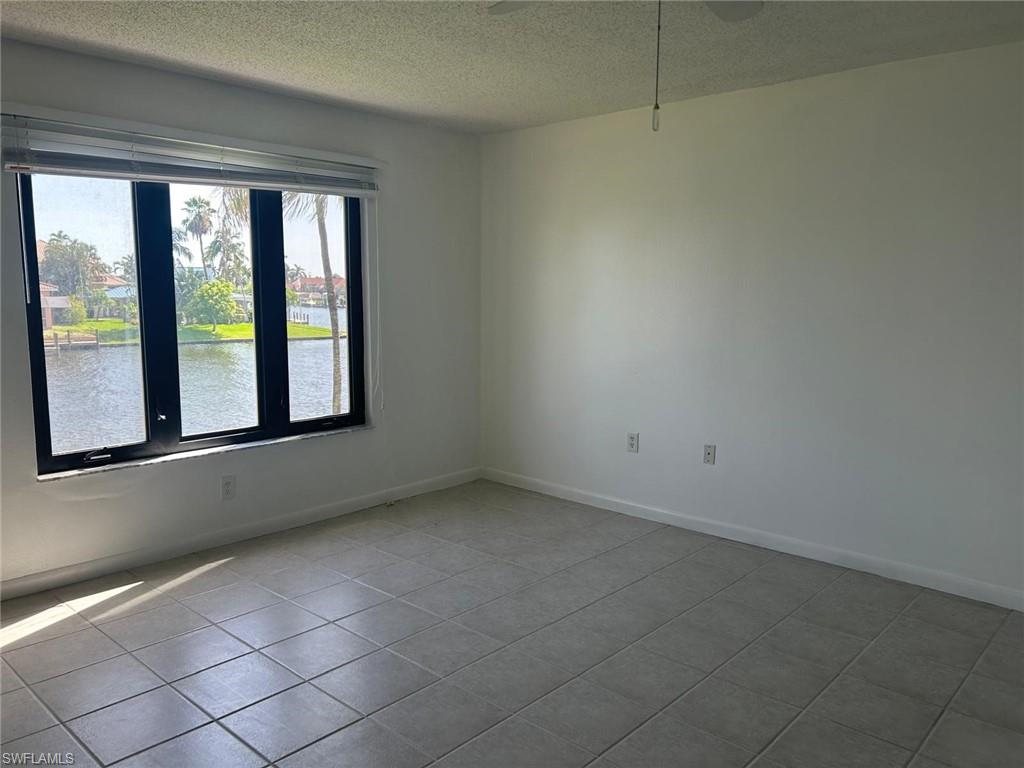 RIVER TOWERS CONDO - Residential