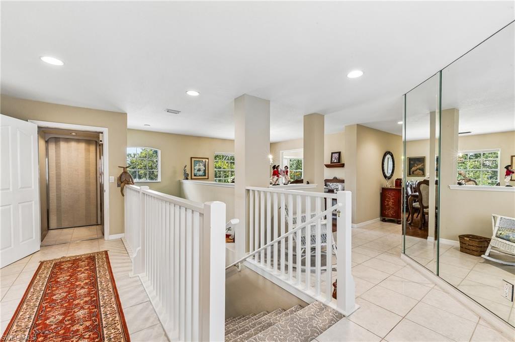 WELLINGTON PLACE - Residential