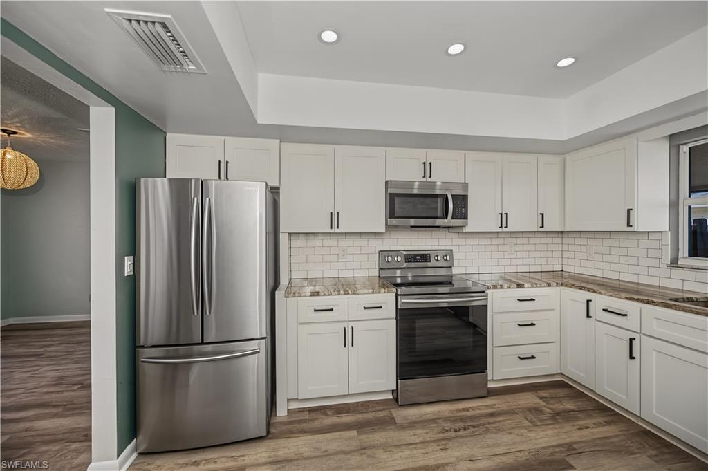 SOUTH POINTE SOUTH - Residential