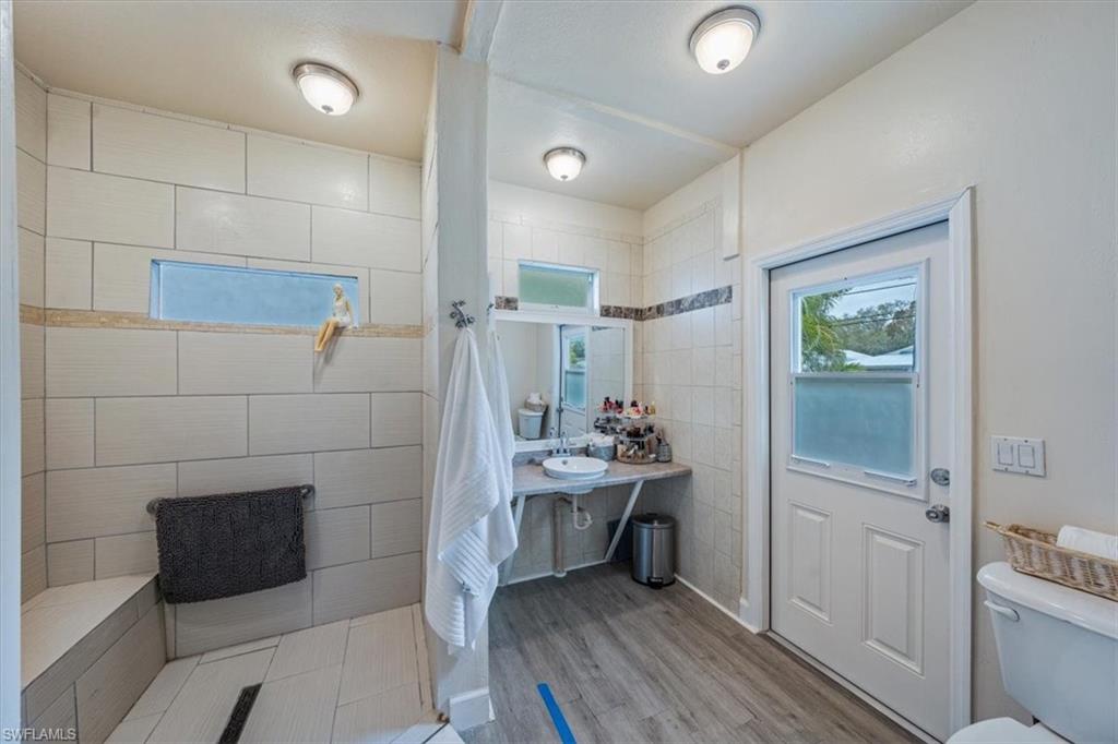 NAPLES PARK - Residential