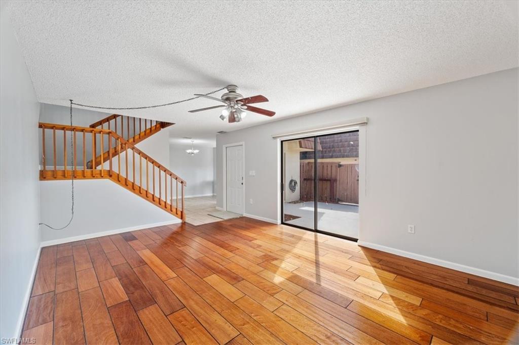 VILLAGE OF CEDARBEND - Residential