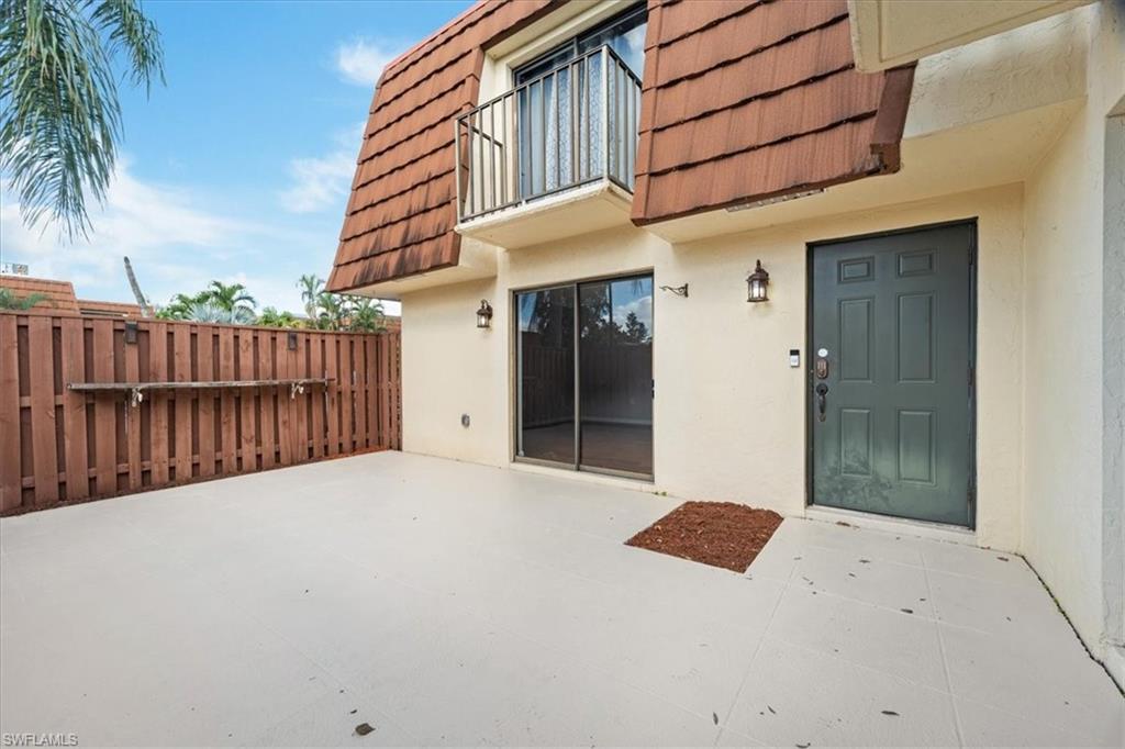 VILLAGE OF CEDARBEND - Residential