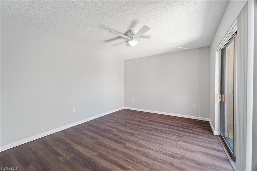 VILLAGE OF CEDARBEND - Residential