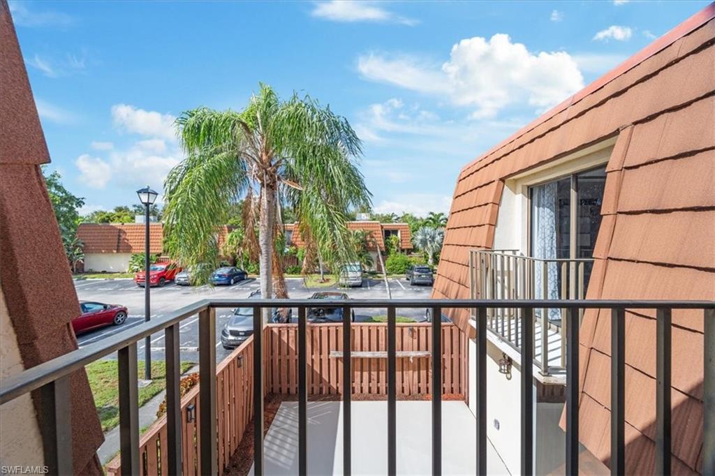 VILLAGE OF CEDARBEND - Residential