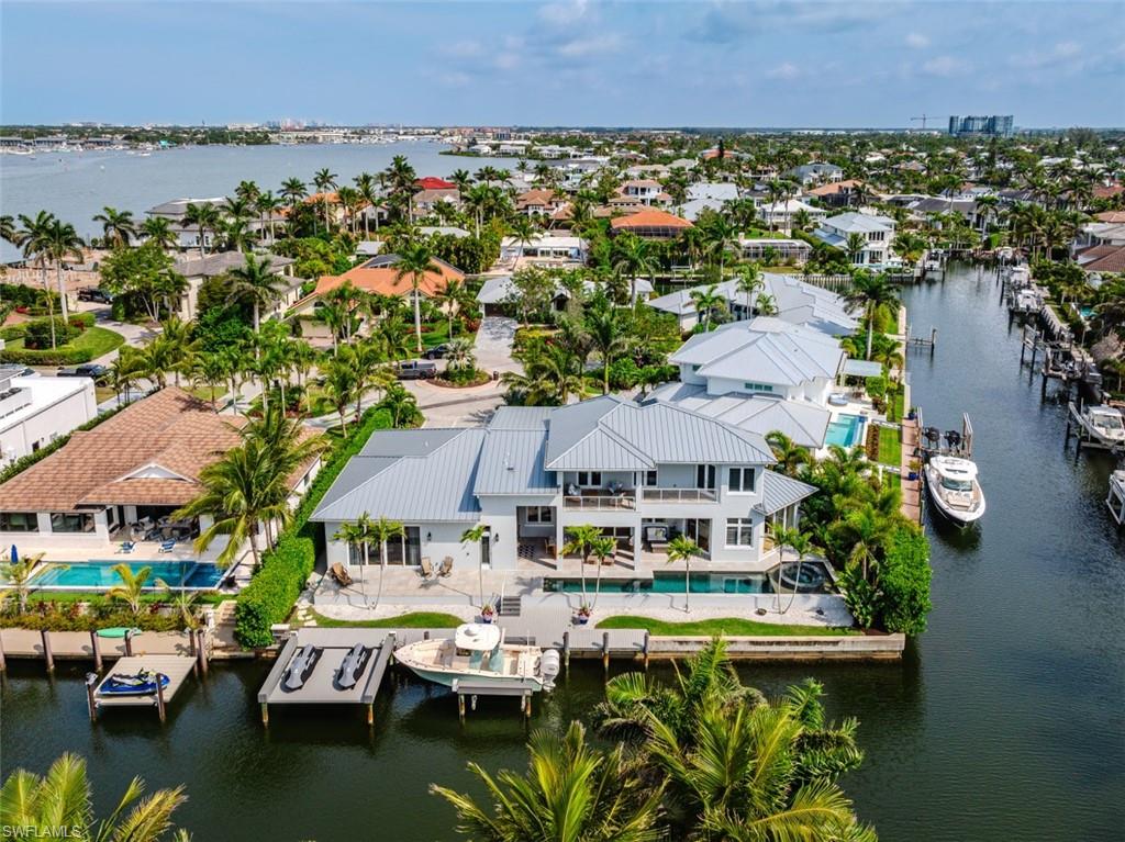ROYAL HARBOR - Residential
