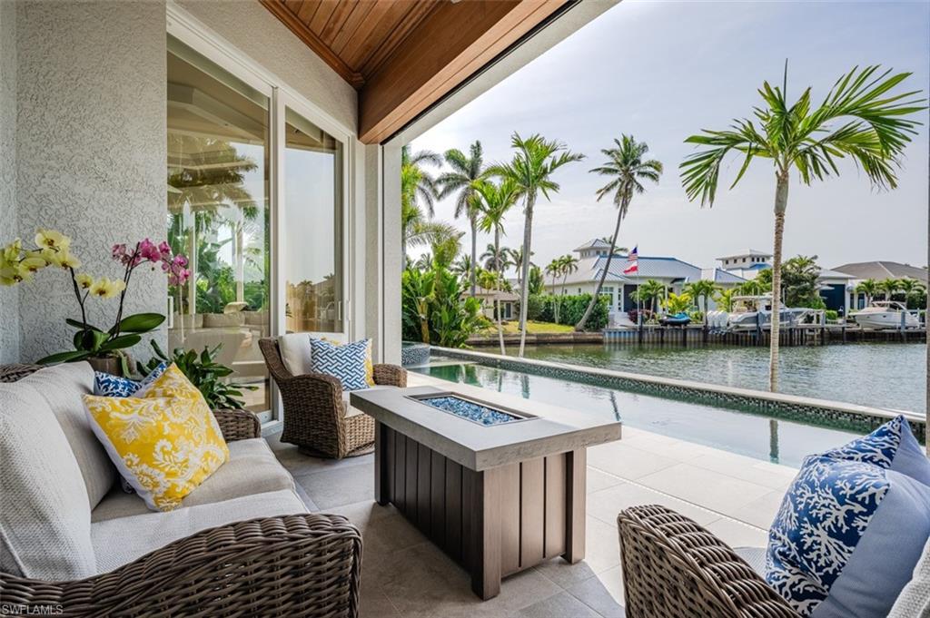ROYAL HARBOR - Residential