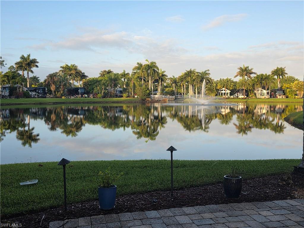RIVERBEND MOTORCOACH RESORT - Land