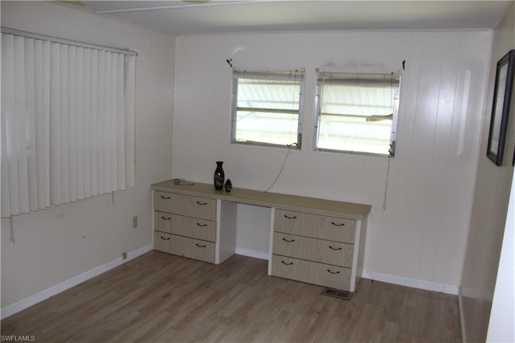 MOBILE MANOR - Residential
