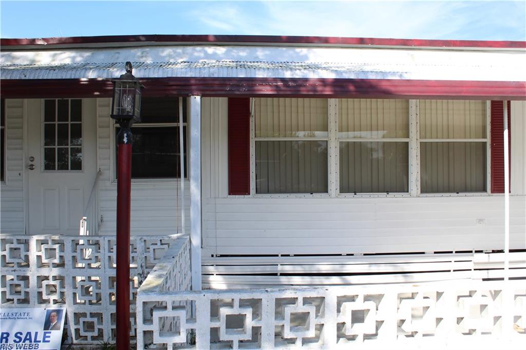 MOBILE MANOR - Residential
