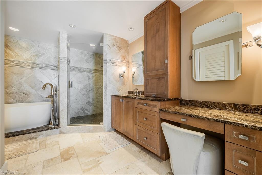 BAREFOOT BEACH CLUB - Residential Lease