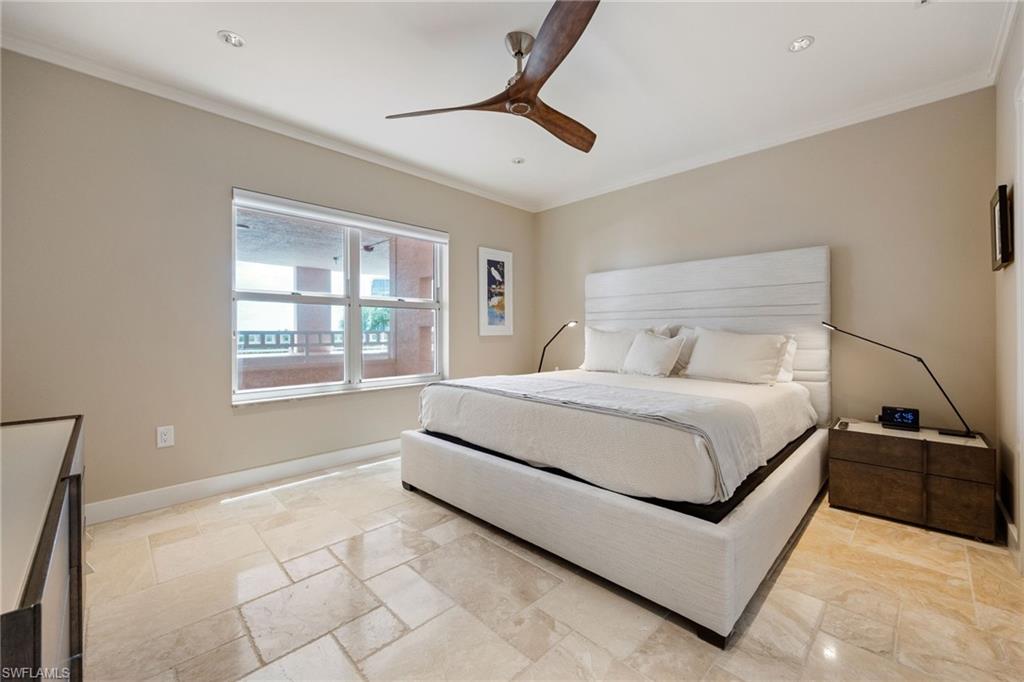 BAREFOOT BEACH CLUB - Residential Lease