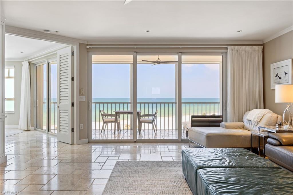 BAREFOOT BEACH CLUB - Residential Lease