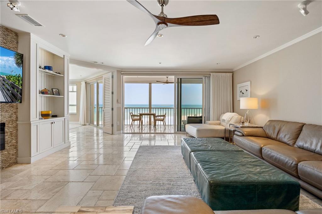 BAREFOOT BEACH CLUB - Residential Lease