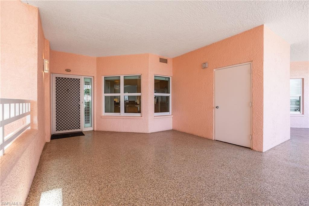 BAREFOOT BEACH CLUB - Residential Lease