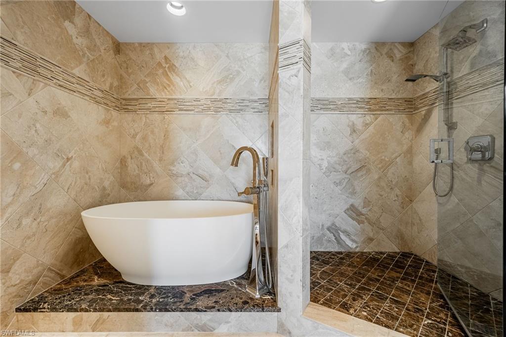 BAREFOOT BEACH CLUB - Residential Lease