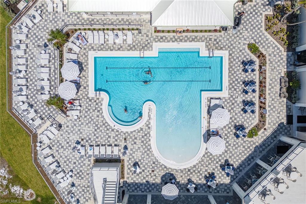 BAREFOOT BEACH CLUB - Residential Lease