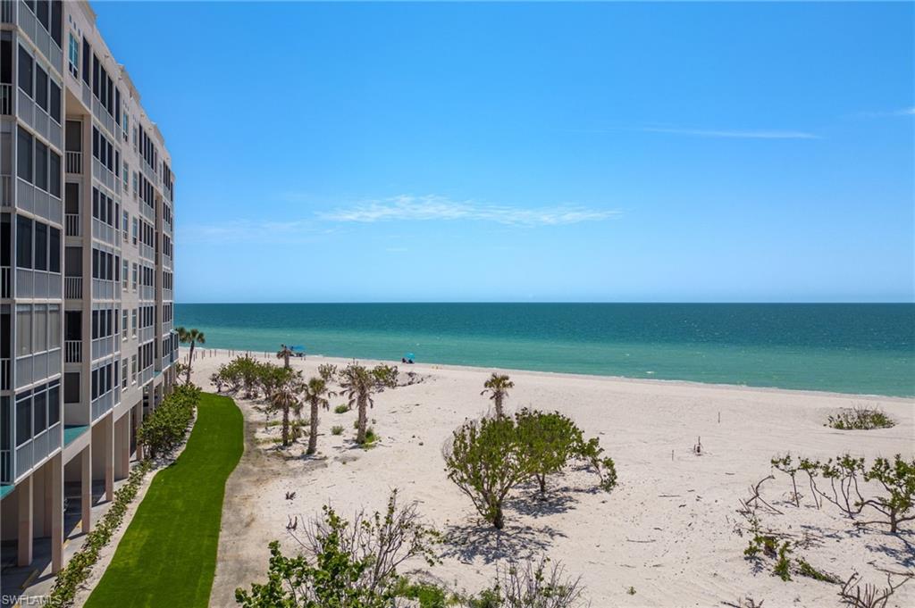 BAREFOOT BEACH CLUB - Residential Lease