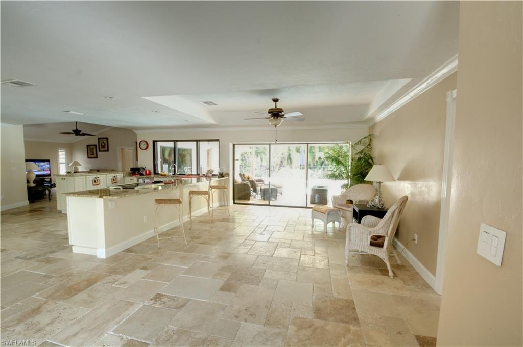 KINGS LAKE - Residential