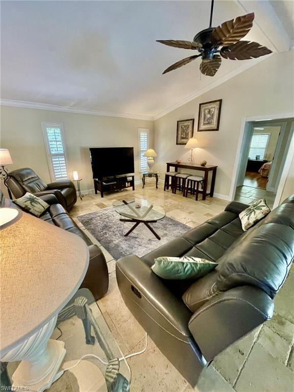 KINGS LAKE - Residential