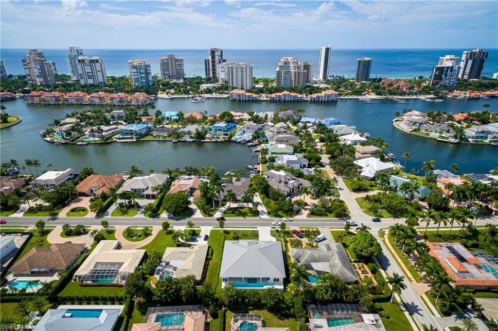 PARK SHORE - Residential