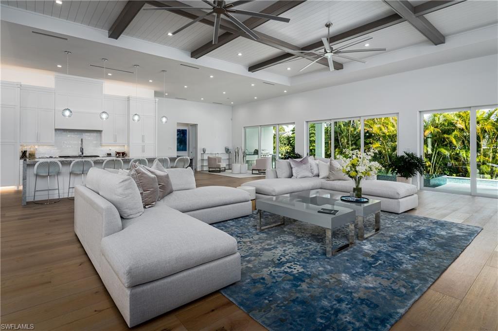 PARK SHORE - Residential