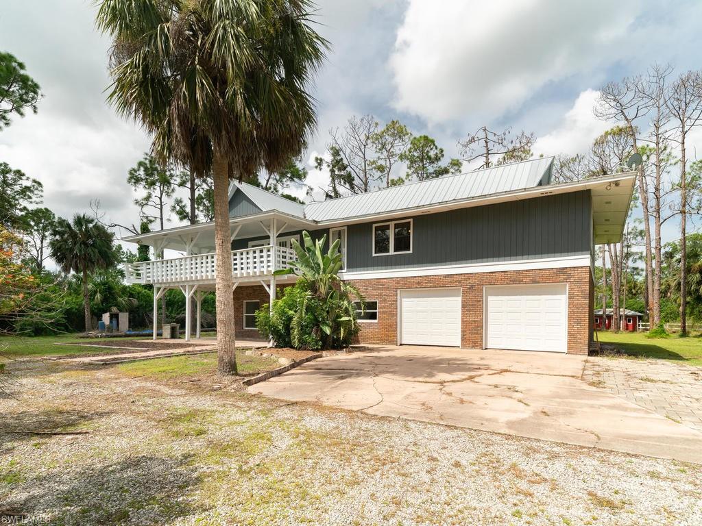 GOLDEN GATE ESTATES - Residential