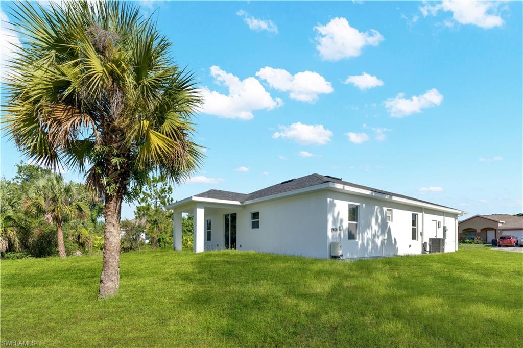 LEHIGH ACRES - Residential
