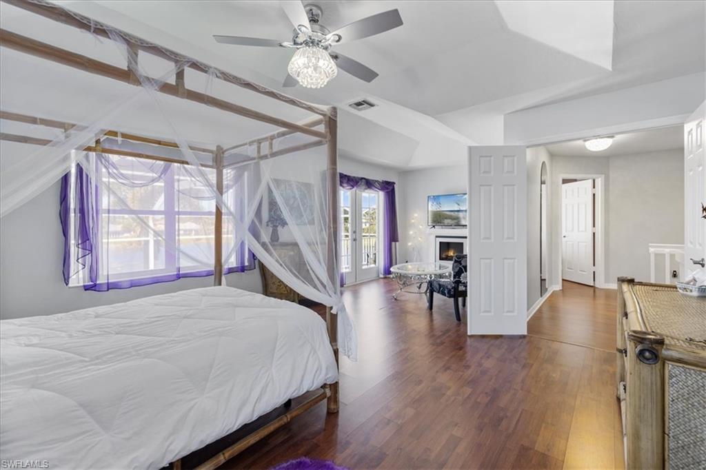 COLONIAL POINTE - Residential Lease